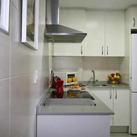Apartment Beautiful With Pool And Gardens *